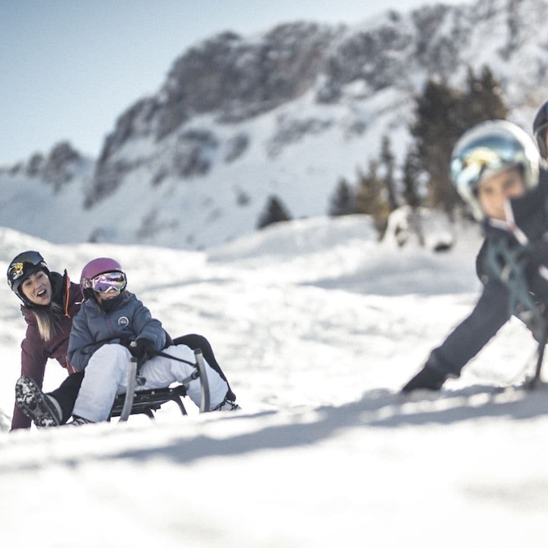 bauernhofurlaub-am-kronplatz-tiere-natur-spiel-spass-auf-dem-vordermoarhof-im-pustertal-familienferien-in-olang-1