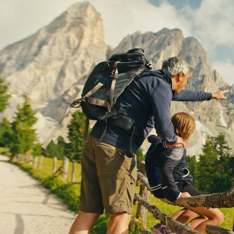 bauernhofurlaub-am-kronplatz-tiere-natur-spiel-spass-auf-dem-vordermoarhof-im-pustertal-familienferien-in-olang-8