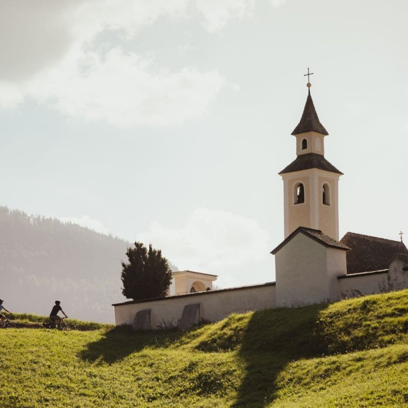 Bergsommer Familienaktivitäten Wandern Südtirol Olang Fahrradwegen im Pustertal Klettern Golfen Nordic Walking Fischen Bogenschießen Canyoning Hochseilgarten (10) Bergsommer Familienaktivitäten Wandern Südtirol Olang Fahrradwegen im Pustertal Klettern Golfen Nordic Walking Fischen Bogenschießen Canyoning Hochseilgarten (10)