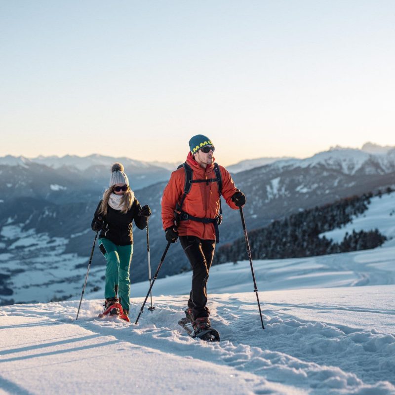 Skifahren in den Dolomiten Berggipfel Skiurlaub Kronplatz Sütirol Olang Langlaufen beschilderte Wanderwege Schneeschuhwanderer Skitourengeher Rodelpartien (11) Skifahren in den Dolomiten Berggipfel Skiurlaub Kronplatz Sütirol Olang Langlaufen beschilderte Wanderwege Schneeschuhwanderer Skitourengeher Rodelpartien (11)