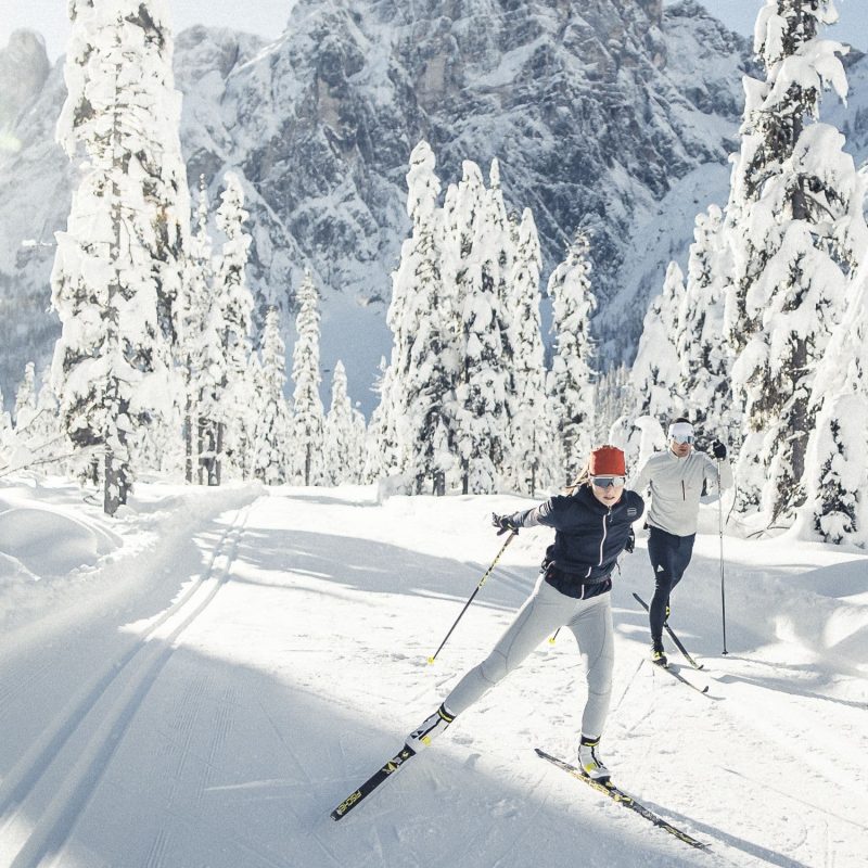 Skifahren in den Dolomiten Berggipfel Skiurlaub Kronplatz Sütirol Olang Langlaufen beschilderte Wanderwege Schneeschuhwanderer Skitourengeher Rodelpartien (7) Skifahren in den Dolomiten Berggipfel Skiurlaub Kronplatz Sütirol Olang Langlaufen beschilderte Wanderwege Schneeschuhwanderer Skitourengeher Rodelpartien (7)